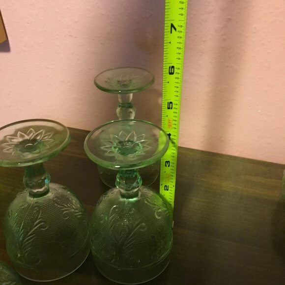 Vintage Indiana Glass Green Pressed Glass Decanter & 6 Matching Goblets - Picture 7 of 9